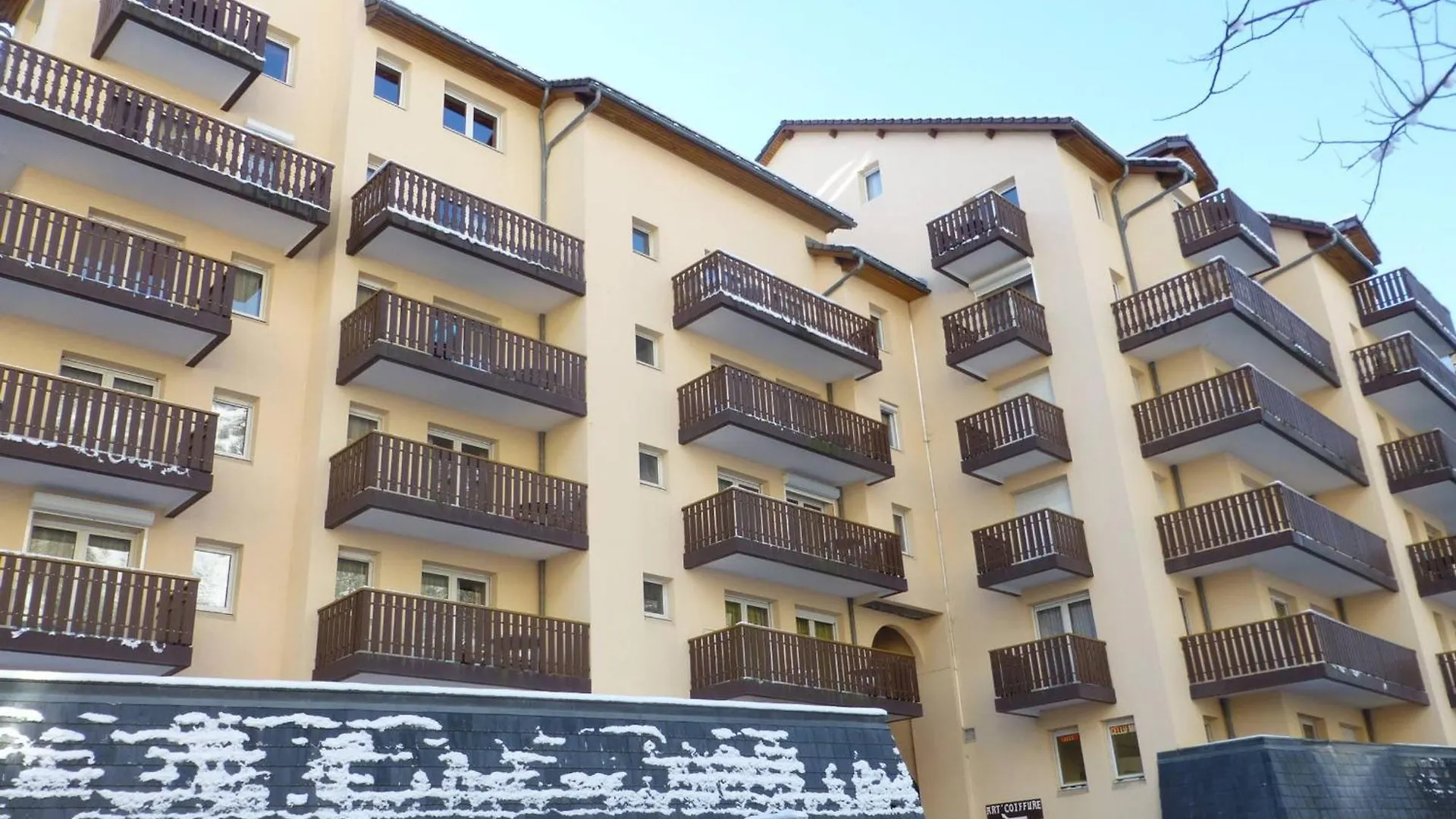 Studio 2* Centre Brides-Les-Bains, 4 Pers, Parking, Ski, Wifi - Fr-1-512-215